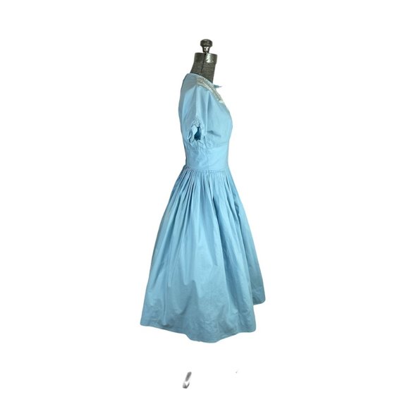 1950s 60s blue cotton pleated dress with lace bib bodice Size S - Picture 3 of 7